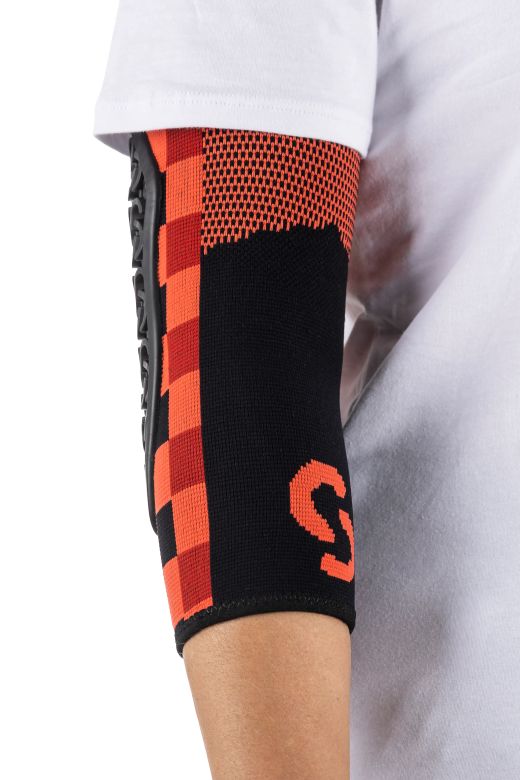 🛡️ Coderas Protectoras Flow Checker Rojo 🔴 | Protección MTB, Trail y Enduro 🚵‍♂️🔥