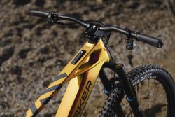 🔥🚵‍♂️ Mondraker Crafty Carbon XR Mars – Potencia total, diseño exclusivo y control absoluto 🚀