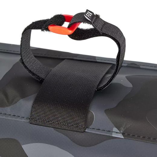 Cubierta Fox para Plataforma Trasera Pequeña - Negro Camuflaje | Protección y Estilo para tu Vehículo 🚙