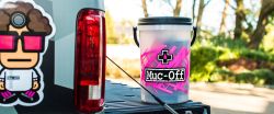 Kit Limpieza Muc-Off Dirt Bucket 🪣🚴‍♂️ | Set Completo Anti-Suciedad para Bicicletas 🧽✨