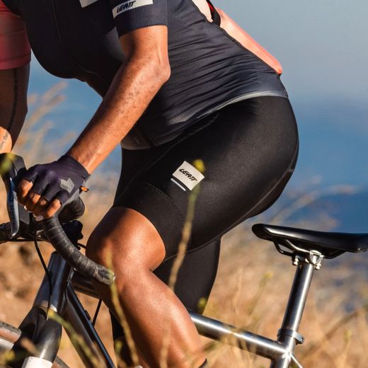 🩳🚴‍♀️ Culote Leatt MTB Endurance 5.0 Cargo Mujer Negro v26 | Comodidad y rendimiento ⚡✨