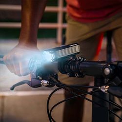 🚴‍♂️💡 Luz Delantera Blackburn Dayblazer  – 1000 Lúmenes 🔥 | Potencia y Seguridad para MTB y Ruta Nocturna 🌙