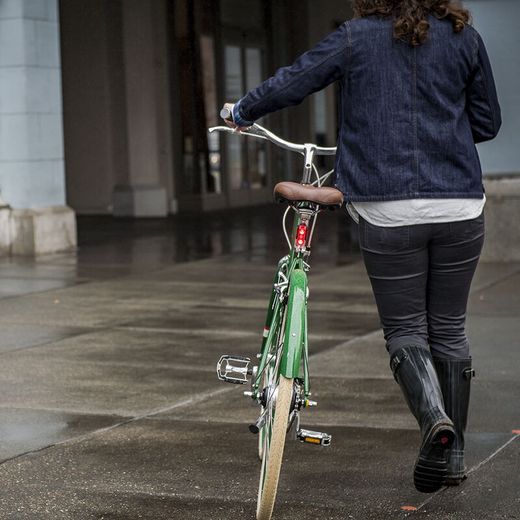 🚴‍♂️💡🔴 Luces Delantera y Trasera Blackburn Dayblazer  – 1500 + 65 Lúmenes 🔥 | Seguridad Total para Ruta y Ciudad 🌙