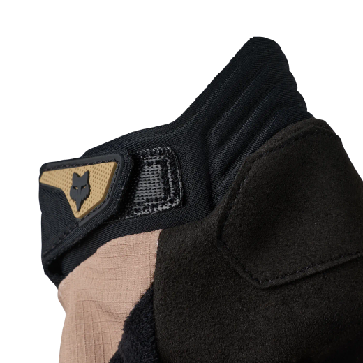 🧤🦊🚵‍♀️ Guantes Fox Defend para Mujer – Protección y Agarre para MTB