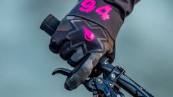 🧤🔥 Guantes Muc-Off MTB Camo | Control, estilo y protección sobre la bici 🚴‍♂️🌲