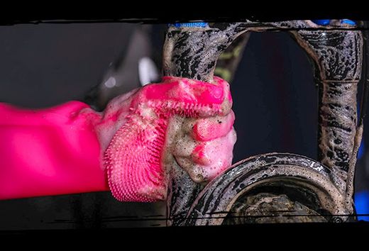 Guantes Taller Muc-Off Deep Scrubber Rosa Talla M