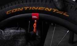 Juego de Válvulas Tubeless Muc-Off Big Bore Hybrid 45 mm Azul 🔵🚴‍♂️ | Máximo Flujo de Aire y Resistencia 💨🔧