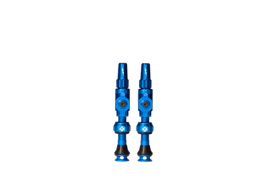 Juego de Válvulas Tubeless Muc-Off Big Bore Lite 35 mm Azul 🔧🚴‍♂️ | Flujo Rápido y Estilo Premium 💙