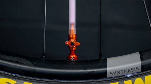 Juego de Válvulas Tubeless Muc-Off Big Bore Lite 35 mm Rojo 🔴 | Alta Calidad y Rendimiento 🚴‍♂️💨
