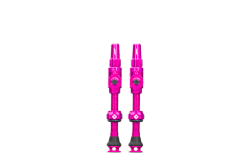 Juego de Válvulas Tubeless Muc-Off Big Bore Lite 45 mm Rosa 🚴‍♀️💖 | Flujo Rápido y Ligero ⚡✨