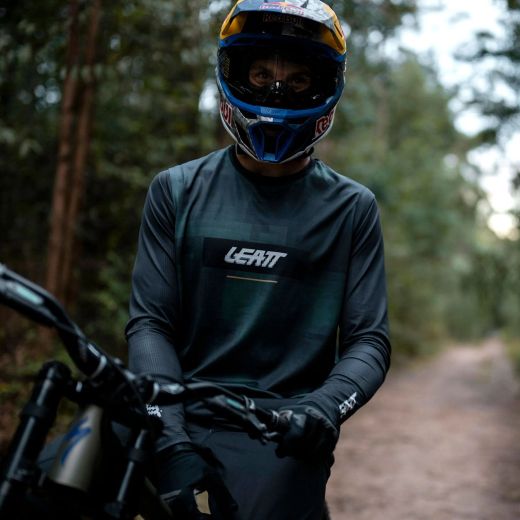 🚵‍♂️🔥 Kit Leatt MTB Gravity 1.0 Szymon Godziek – Estilo y rendimiento al nivel de los pros 💪🌄