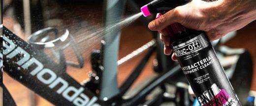 Kit Limpieza Muc-Off Indoor Training 🧼🚴‍♂️ | Cuida tu Bici en Entrenamientos Interiores 💧✨