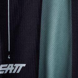 🛡️💚 Kit MTB Leatt Gravity 1.0 Mini Verde Mist – Protección completa para los pequeños riders 🚵‍♂️✨
