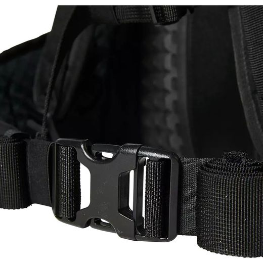 Mochila de Hidratación 18L Fox Utility Grande Negra | Hidratación y Comodidad en tus Rutas Más Exigentes 🚴‍♂️🏍️
