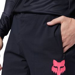 🚴‍♂️🔥 Pantalón Corto Ranger Race Fox – Rendimiento y Comodidad en Cada Ruta de MTB 🌄
