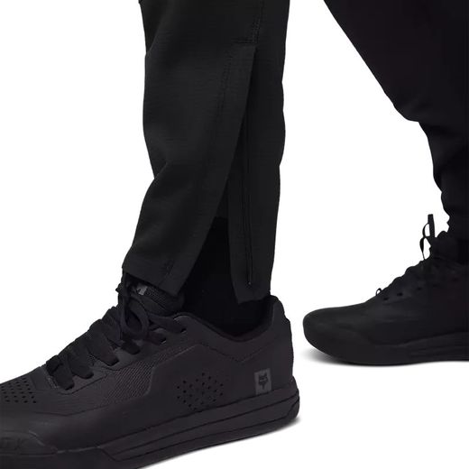 ❄️🔥🚵 Pantalón FOX Defend Fire – Protección y Rendimiento para MTB en Climas Fríos  Negro