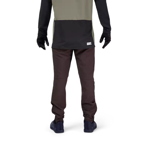 🌲🏔️🚴‍♂️ Pantalón FOX Defend Fire – Protección y Rendimiento para MTB en Climas