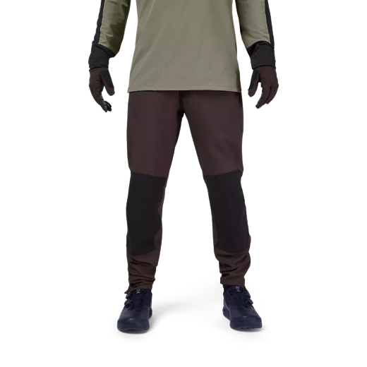 🌲🏔️🚴‍♂️ Pantalón FOX Defend Fire – Protección y Rendimiento para MTB en Climas