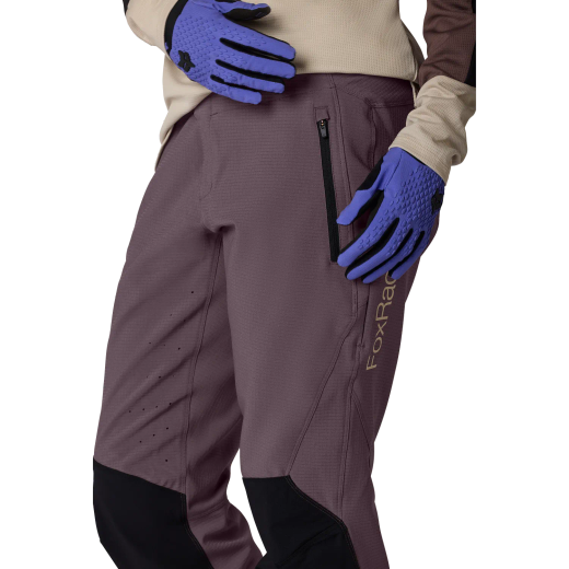 👖🔥 Pantalón Fox Defend Park Special Edition Mujer – Protección, Rendimiento y Estilo Exclusivo para MTB