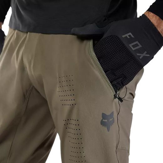 👖🚵‍♂️⚡ Pantalón Fox Flexair – Ligereza y Máximo Rendimiento para el MTB