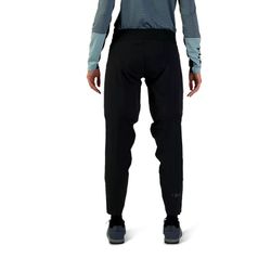 👖⚫ Pantalón Fox Impermeable Defend 3-Layer Mujer – Protección Total en Cualquier Clima 🌧️❄️