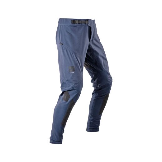 💙🚵‍♂️ Pantalón Leatt MTB Gravity 3.0 Azul Galaxy – Máximo rendimiento con estilo galáctico 🌌⚡