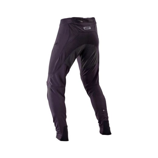 🖤⚙️ Pantalón Leatt MTB Gravity 3.0 Negro/Gris Stealth – Potencia, precisión y estilo discreto 🚵‍♂️🔥