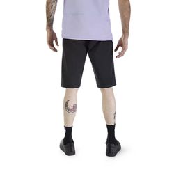 🚵‍♂️🦊 Pantalones Cortos Fox Ranger con badana 🌿✨ Comodidad y Rendimiento para MTB Negros