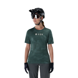 🚴‍♀️🦊 Pantalones Cortos Fox Ranger para Mujer 🌿✨  Comodidad y Rendimiento en MTB