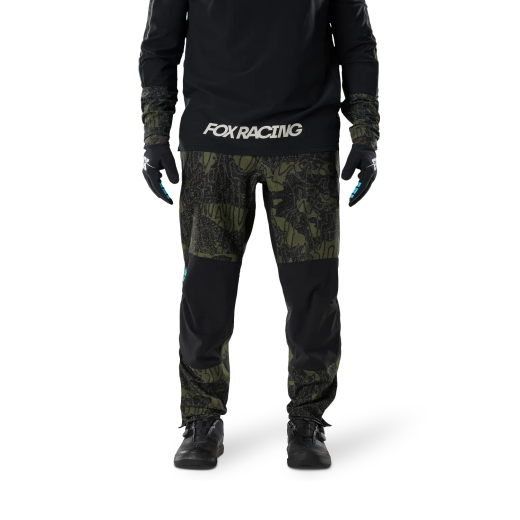 🔥 Pantalones Fox Defend Fire Special Edition: rendimiento, resistencia y estilo sobre la bicicleta.
