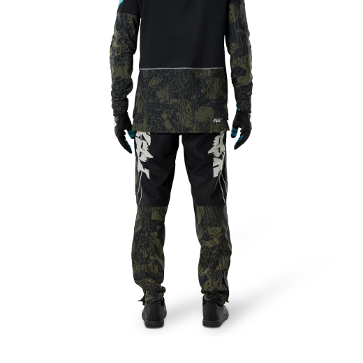 🔥 Pantalones Fox Defend Fire Special Edition: rendimiento, resistencia y estilo sobre la bicicleta.