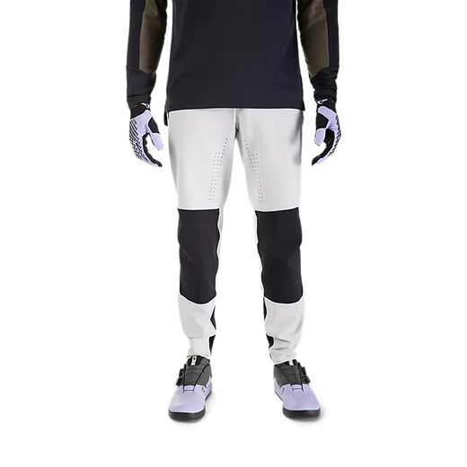 👖🦊 Pantalones Fox Defend Park – Resistencia y Rendimiento para MTB 🚵‍♂️⚡