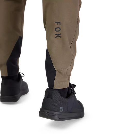 🚵‍♀️🦊 Pantalones Fox Ranger para Mujer 🌿✨ – Comodidad y Rendimiento en Cada Ruta
