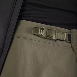 🚵‍♂️🦊 Pantalones Fox Ranger 🌄🔥– Rendimiento y Comodidad para Cada Ruta Color Verde militar