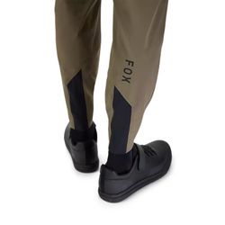 🚵‍♂️🦊 Pantalones Fox Ranger 🌄🔥– Rendimiento y Comodidad para Cada Ruta Color Verde militar