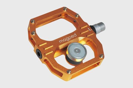 Pedales Magped Sport2 200N Naranja | Seguridad magnética y libertad total en cada pedaleada