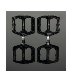 🚴‍♂️ PEDALES RENTHAL REVO-F NEGROS – Control Total y Resistencia Extrema 🖤🔥