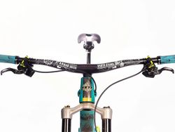 Protector de Barra en Forma de Panal AMS - BLPM