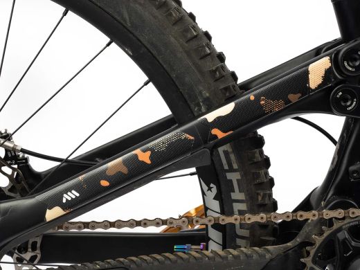 Protector de Cuadro MTB AMS x Red Bull Rampage Frame Guard Extra Desert Camo 🚵‍♂️ |  🏔️