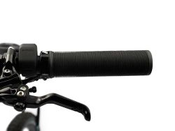 ⚫🚵‍♂️ Puños AMS Barcode – Camuflaje Negro  | Agarre firme y estilo stealth