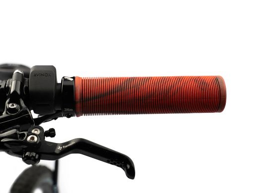 🔴🚵‍♂️ Puños AMS Barcode – Camuflaje Rojo  | Agarre potente y estilo racing