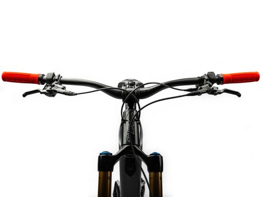 🔴🔥 Puños AMS Rise – Rojos: Agarre, Potencia y Estilo Racing para tu MTB