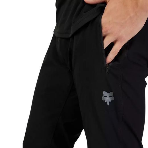 Pantalón Fox Ranger Negro – Comodidad, Durabilidad y Rendimiento en MTB