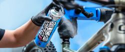Spray Muc-Off Abrillantador de Silicona 500 ml | Silicone Shine | Brillo Profesional y Protección Total para Bicicletas y Motos
