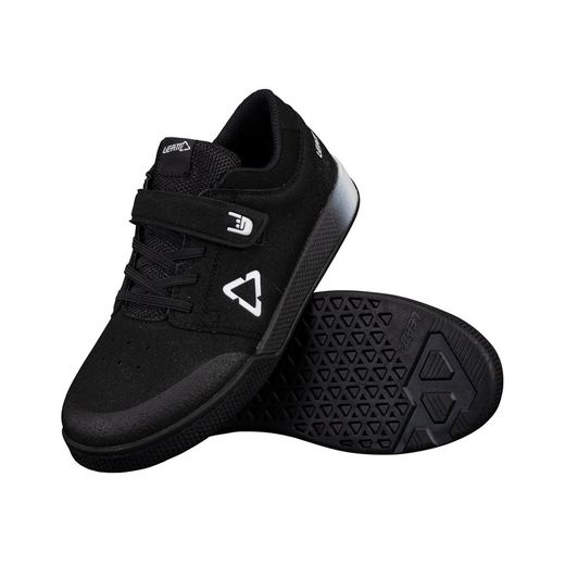 Zapatillas Leatt Flat 2.0 Niño Negro: Agarre y Comodidad para Jóvenes Aventureros