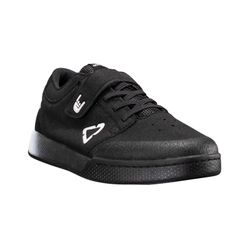 Zapatillas Leatt Flat 2.0 Niño Negro: Agarre y Comodidad para Jóvenes Aventureros