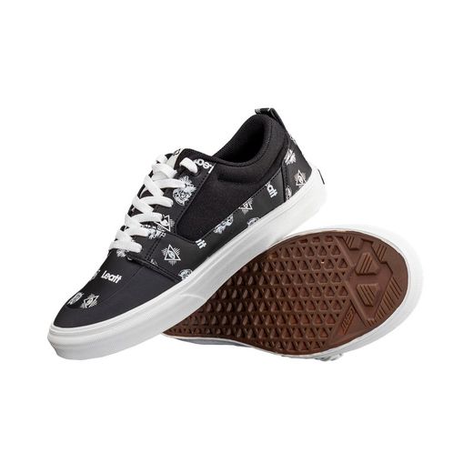 Zapatillas Leatt Flat 1.0 Skull: Agarre, Estilo y Rendimiento para Ciclistas Audaces
